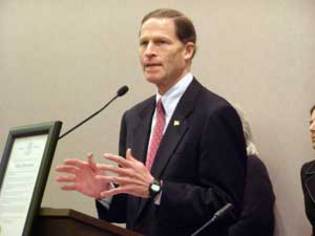 patientadvoblum2-26-07-005.jpg