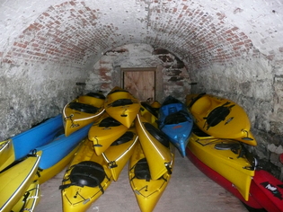 boat%20bunker.JPG